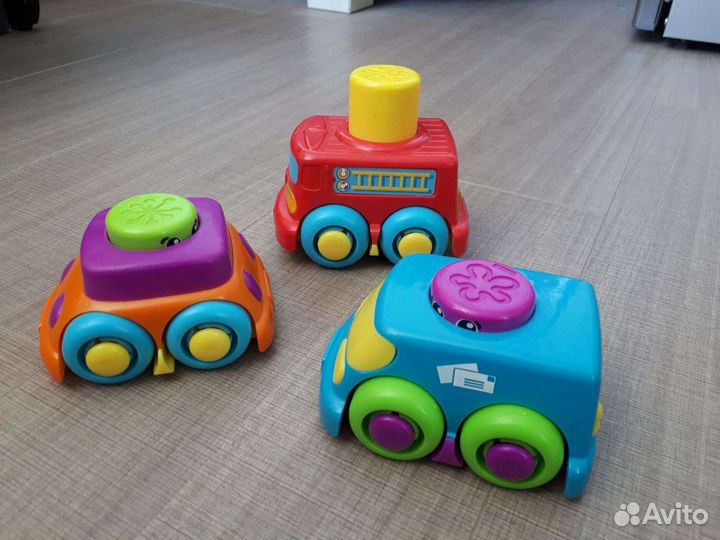 Пирамидка - машинка fisher price