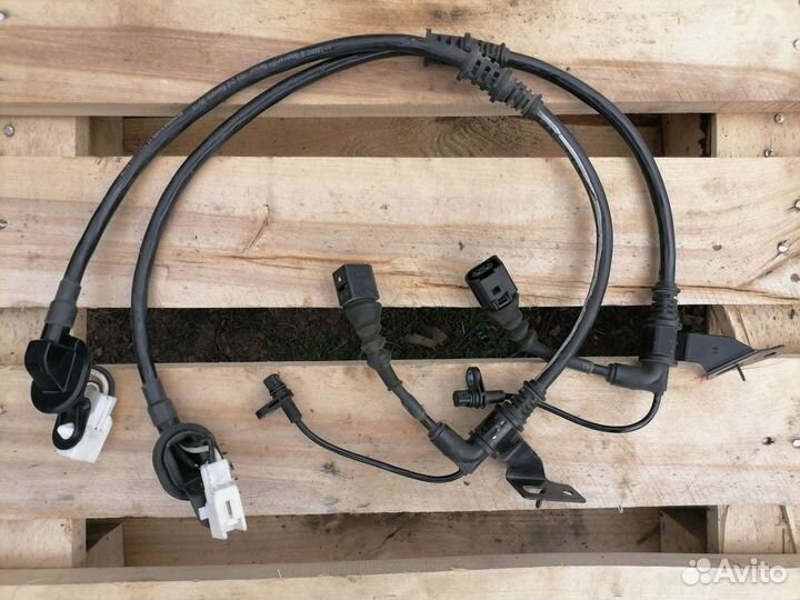 Датчик ABS (электро ручник) мазда CX-5 2wd