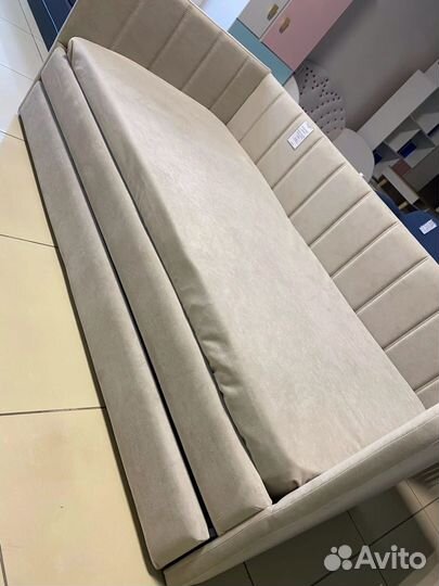 Детская мягкая кровать