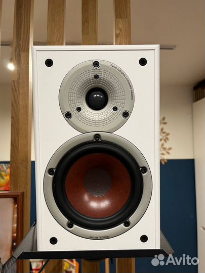 Полочная акустика dali Spektor 2