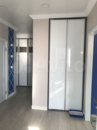 3-к. квартира, 80 м², 9/25 эт.