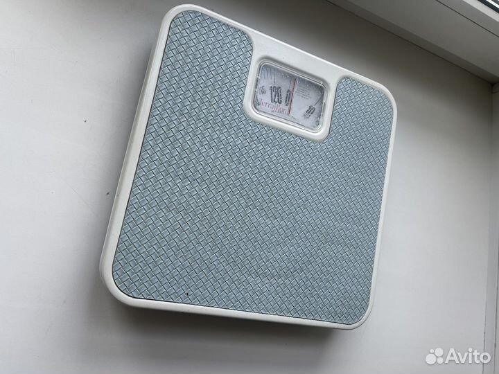 Весы напольные механические