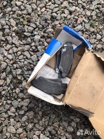 Тормозные колодки задние на Honda CR-V