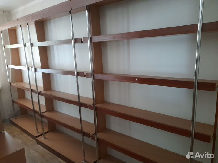 Витрина полка для аптеки б/у цена 40 000 р Торг