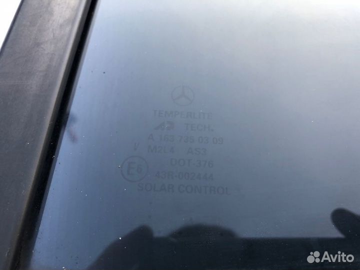Форточка двери задняя левая Mercedes M-Class W163