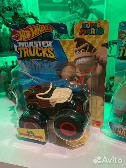 Hot Wheels Monster Trucks Marvel, Super Mario