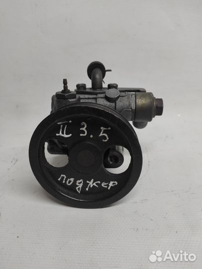 Б/У Б/У Насос гидроусилителя руля (гур) Mitsubi