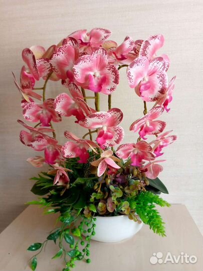 Цветы искусственные орхидеи в кашпо