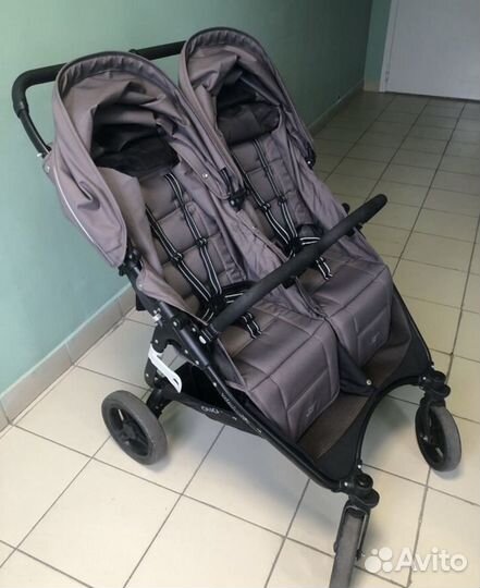 Коляска для двойни valco baby snap duo