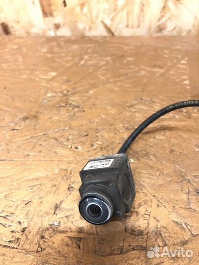 Камера переднего вида Mercedes Gle-Class W292