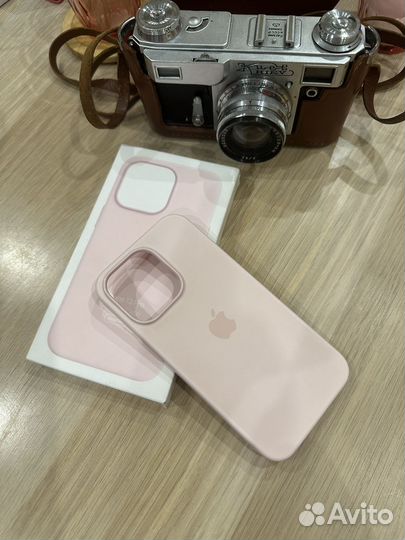 Чехол на iPhone 13 Pro