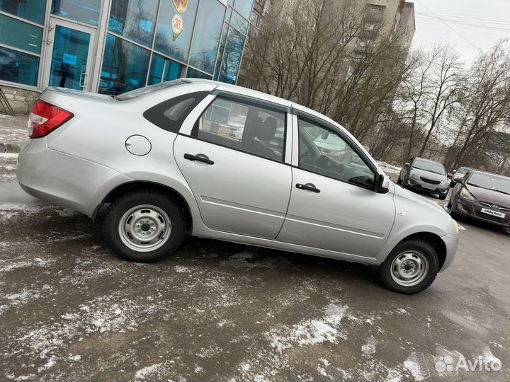 LADA Granta 1.6 МТ, 2012, 129 000 км