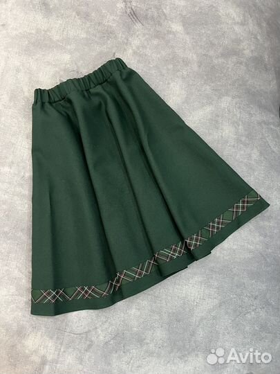 Платье школьное, юбка и жилет для девочки