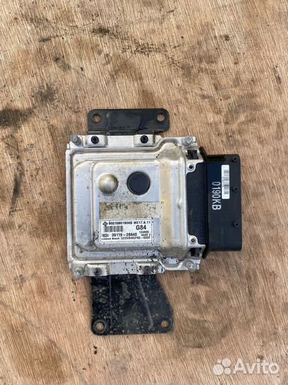 Блок управления двигателем Kia Ceed 1 ED 1.6 G4FC