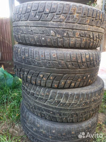 Kumho I'Zen KW22 225/55 R17