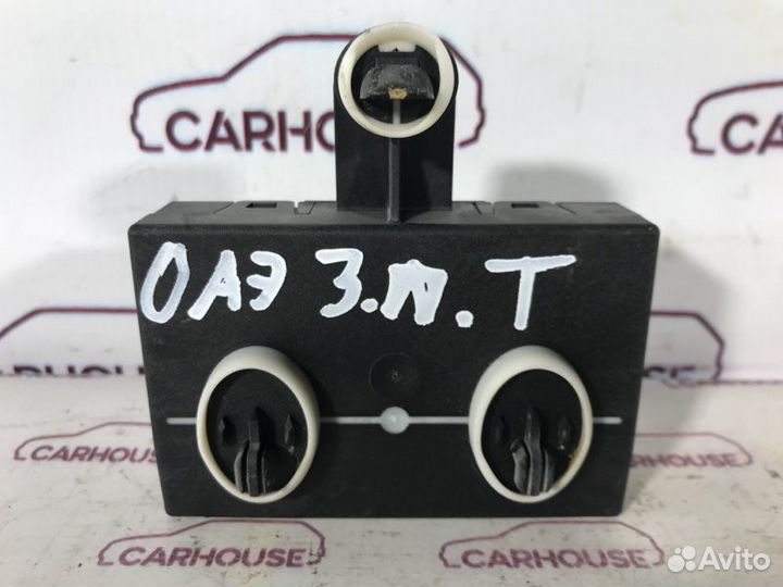 Блок управления дверьми задний правый Audi Q7 4.2