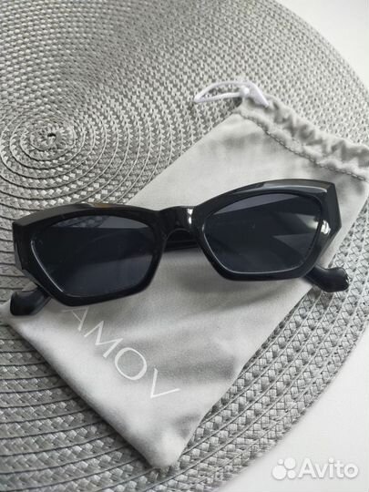 Солнцезащитные очки женские