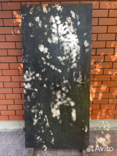 Дверь металлическая входная