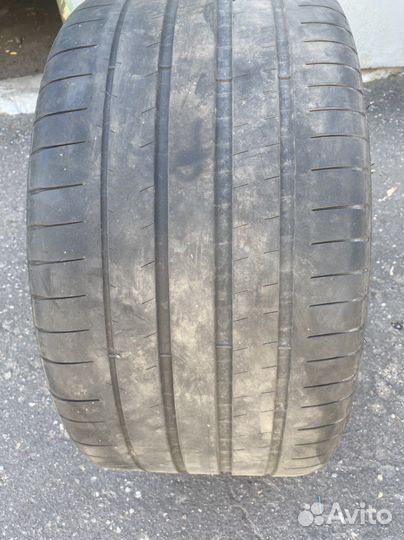 Michelin Pilot Super Sport 295/35 R20