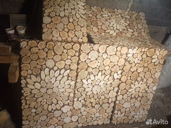 Панно из можжевельника с рисунком