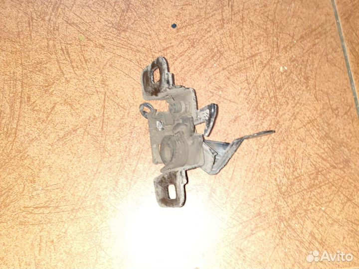 Шевроле авео т300 замок капота