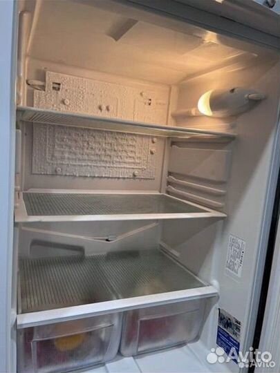 Холодильник бу indesit небольшой