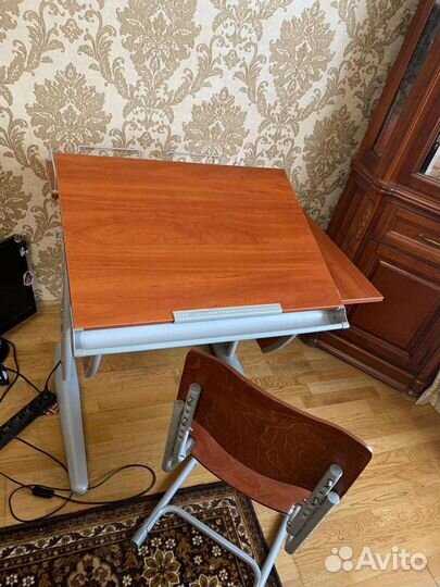 Школьная растущая парта со стулом Дэми