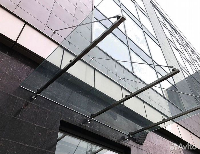 Стеклянный козырек от производителя