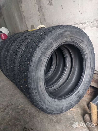 Dunlop SP Winter Ice 01 225/65 R17