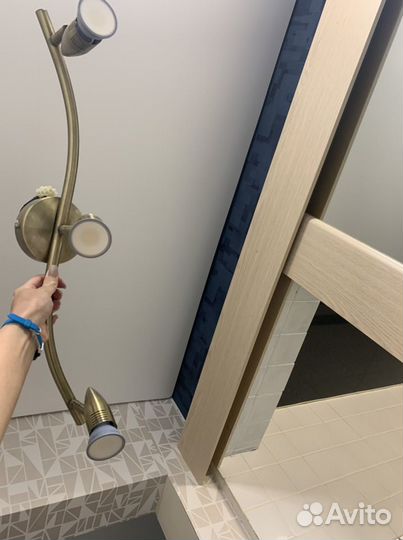 Потолочный светильник