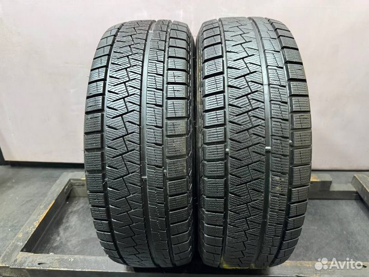 Зимние шины 215/65R16 Pirelli Ice Asimmetrico