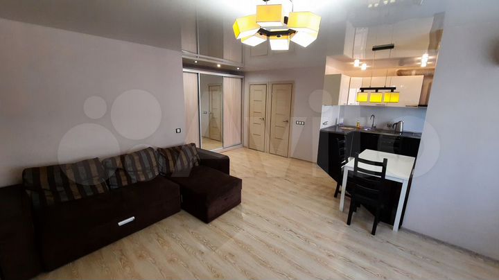 2-к. квартира, 64 м², 7/18 эт.