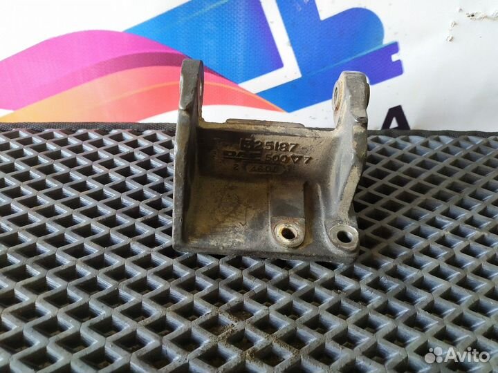 Кронштейн генератора Daf 95XF