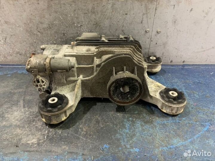 Редуктор задний Audi Q3 8U