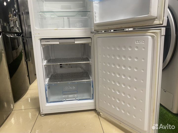 Холодильник б/у beko CSK38002