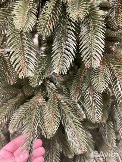 Ель новогодняя