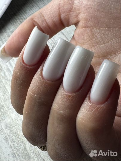 Мастер маникюра и педикюра