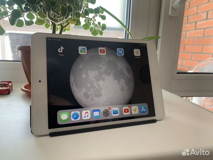 Планшет apple iPad mini 2 с sim картой