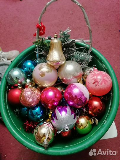 Елочные игрушки