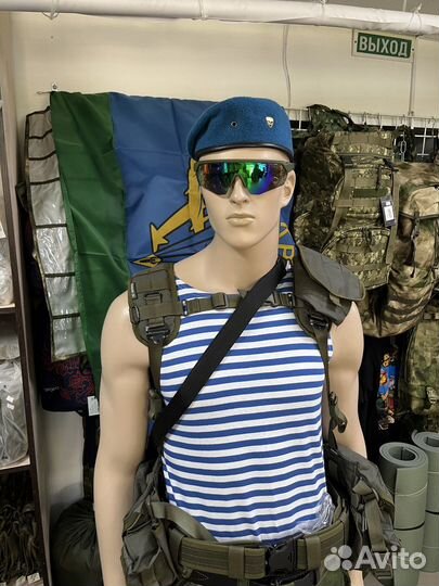 Берет и тельняшка вдв