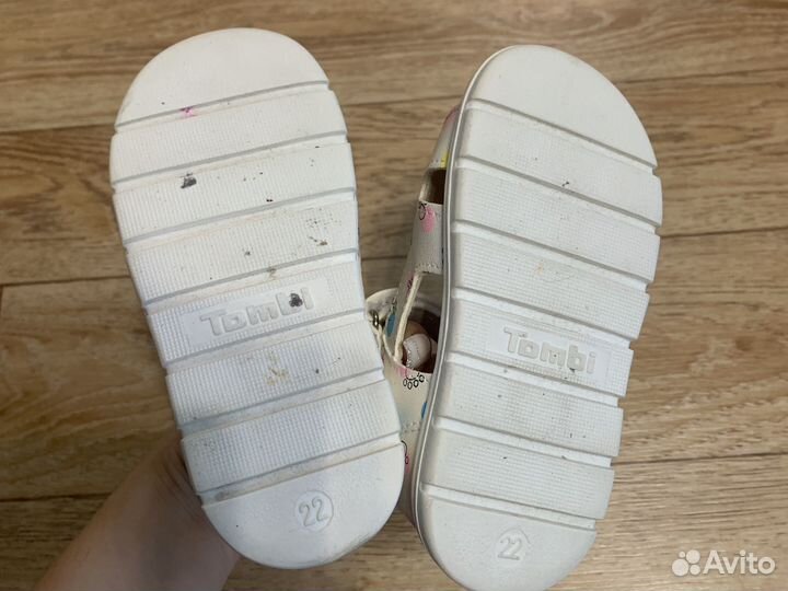 Сандалии для девочки