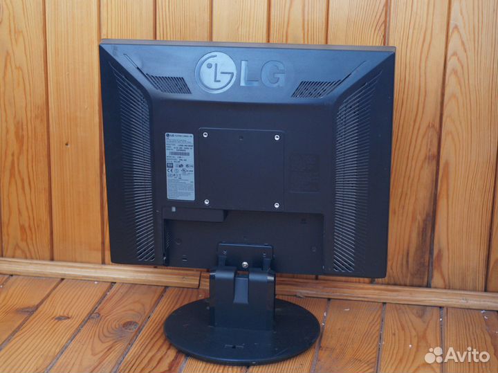 Монитор ЖК 19