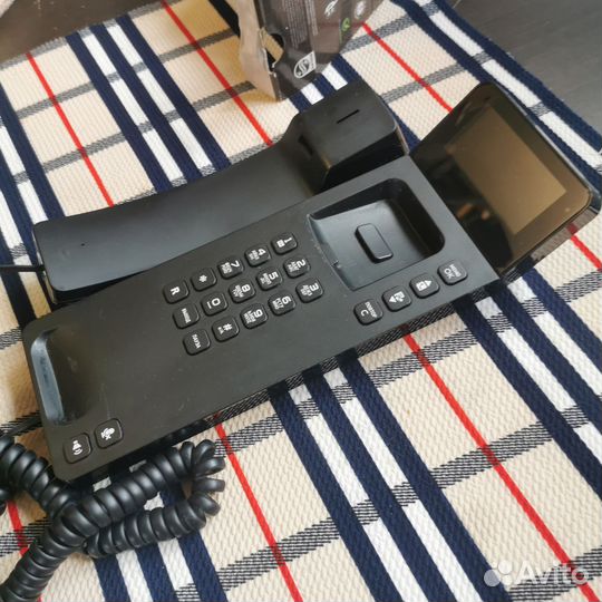 Проводной телефон philips scala M110B черный