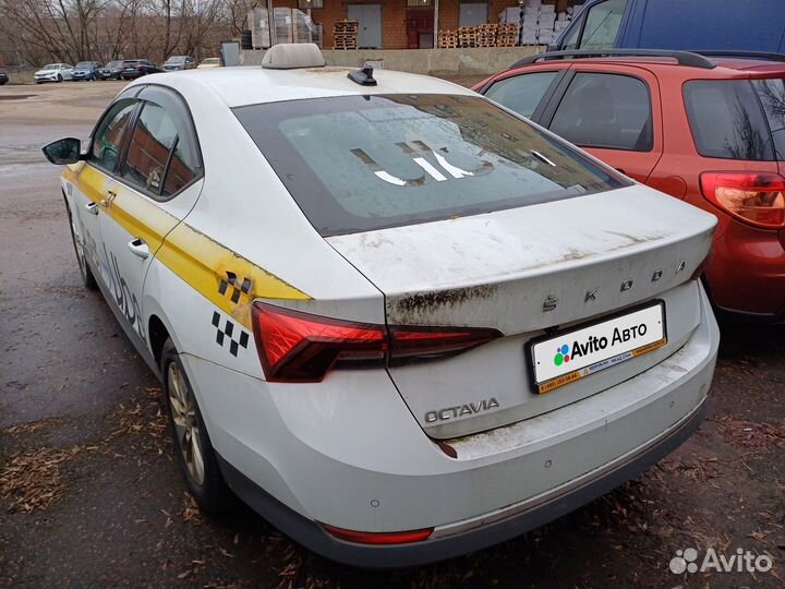 Skoda Octavia 1.4 AT, 2021, 52 314 км