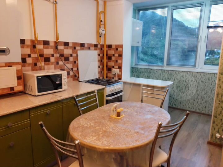 1-к. квартира, 46 м², 4/10 эт.