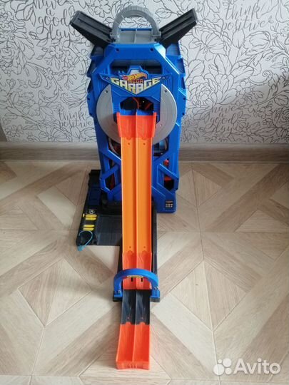 Парковка гараж хот вилс