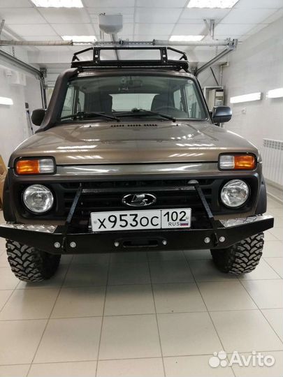 Силовой бампер на ниву