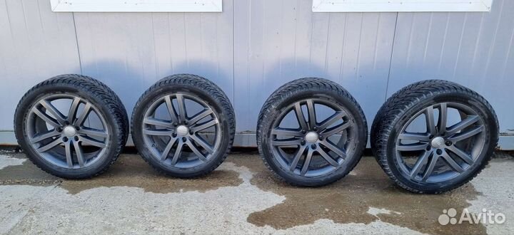 Nokian Tyres Hakkapeliitta 8 SUV 295/40 R20 110T