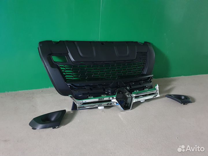 Решетка радиатора на Renault Duster 2017