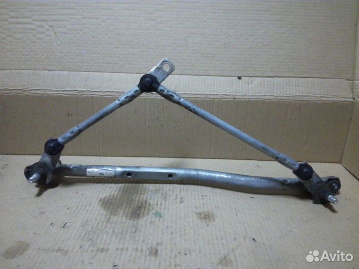 Трапеция стеклоочистителей Chevrolet Cruze 1.6